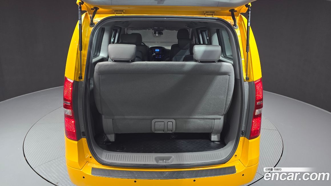 Hyundai Starex 2019