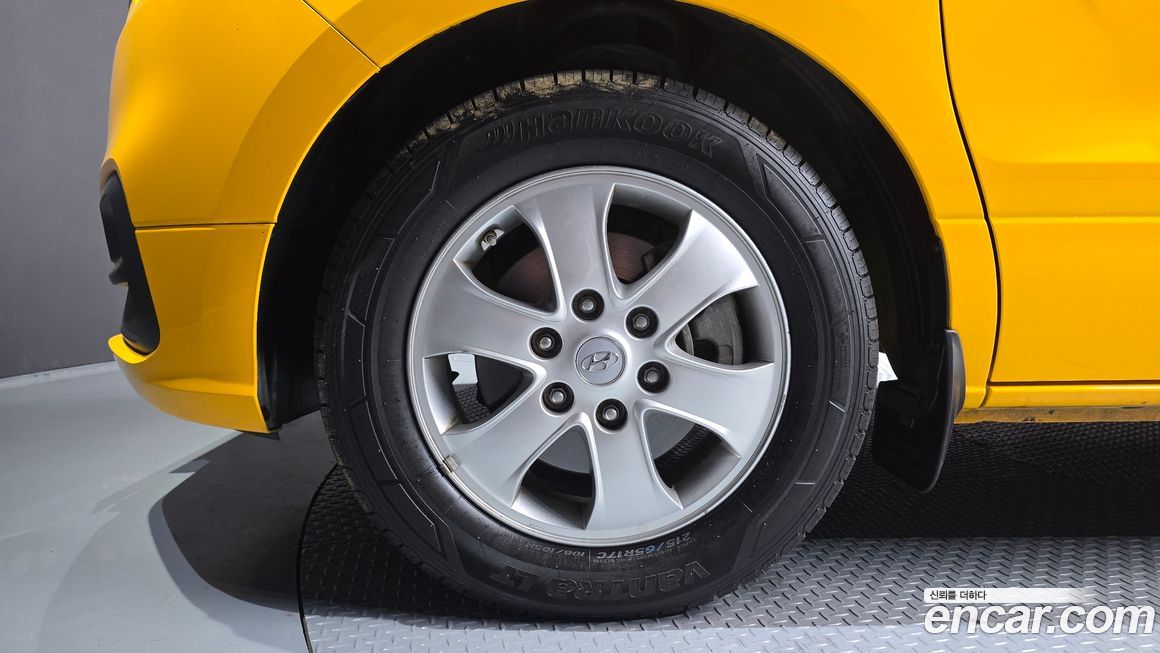 Hyundai Starex 2019