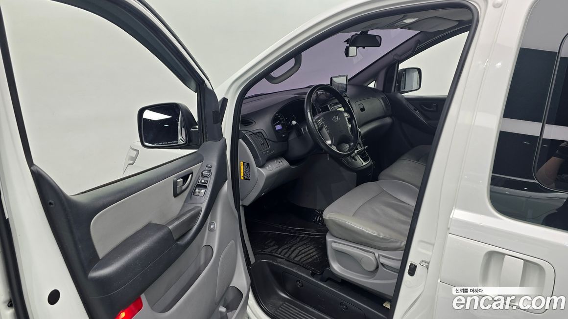 Hyundai Starex 2018