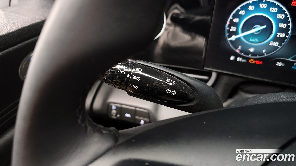 Hyundai AVANTE 2022
