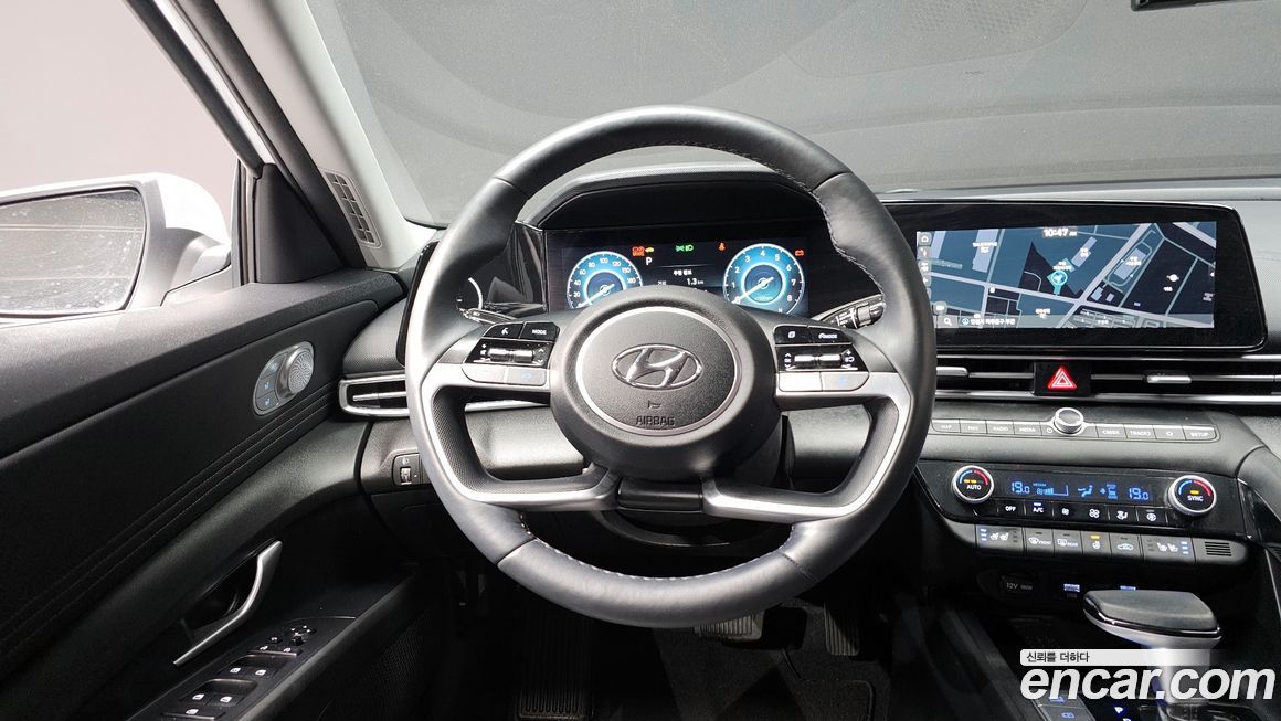Hyundai AVANTE 2022