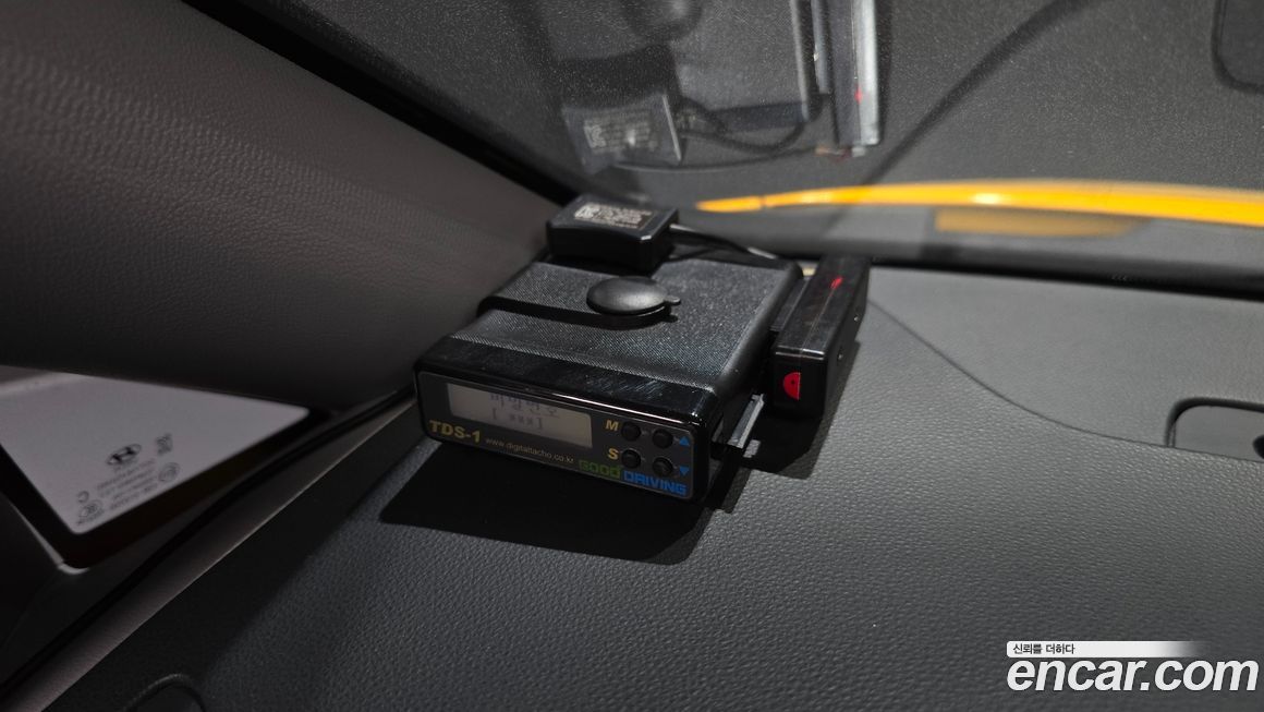 Hyundai Starex 2019