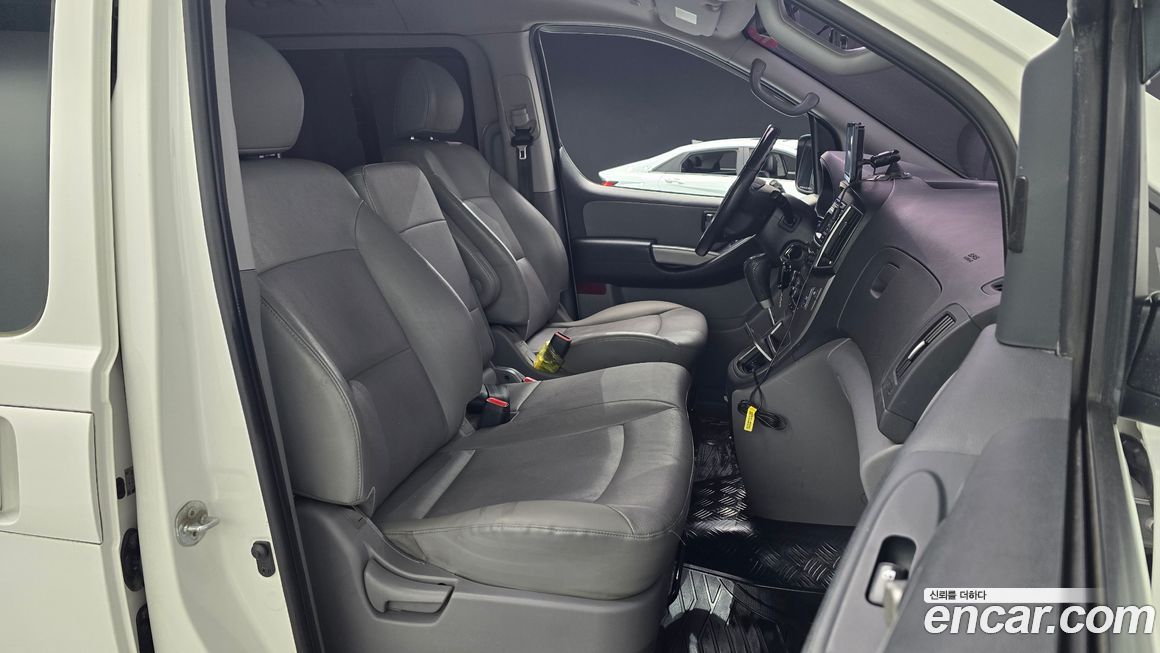 Hyundai Starex 2018