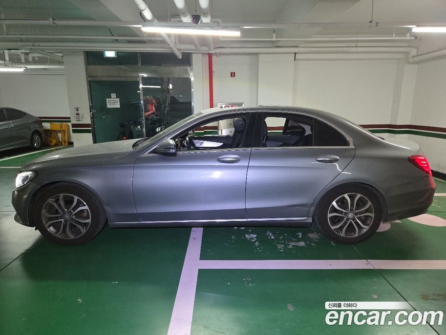 Mercedes-Benz C-Class 2016