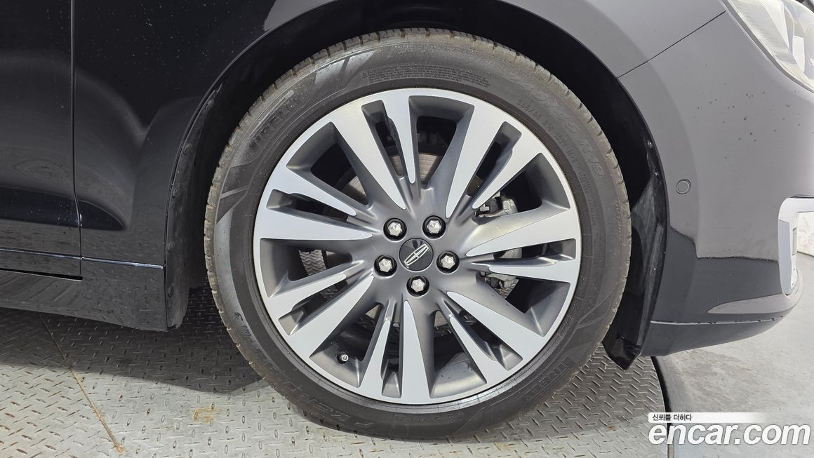 Lincoln MKZ 2017