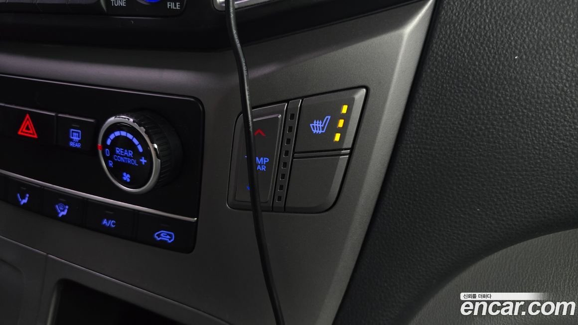 Hyundai Starex 2018