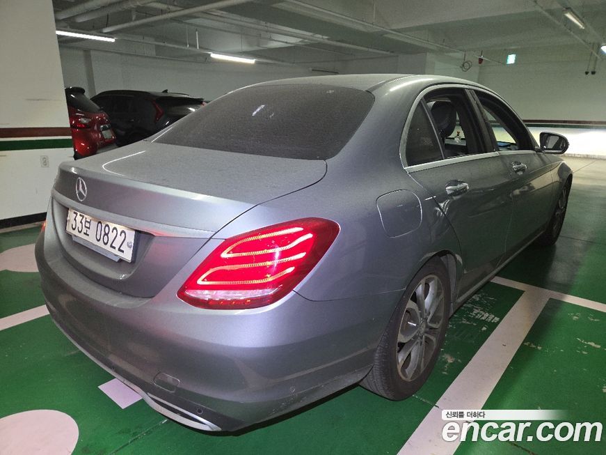 Mercedes-Benz C-Class 2016