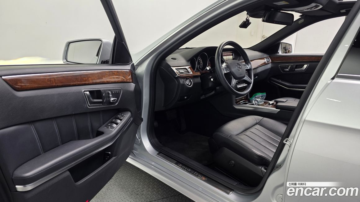 Mercedes-Benz E-Class 2014