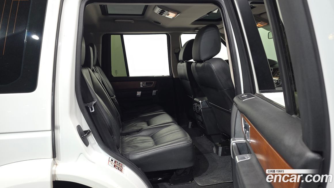Land Rover Discovery 2013