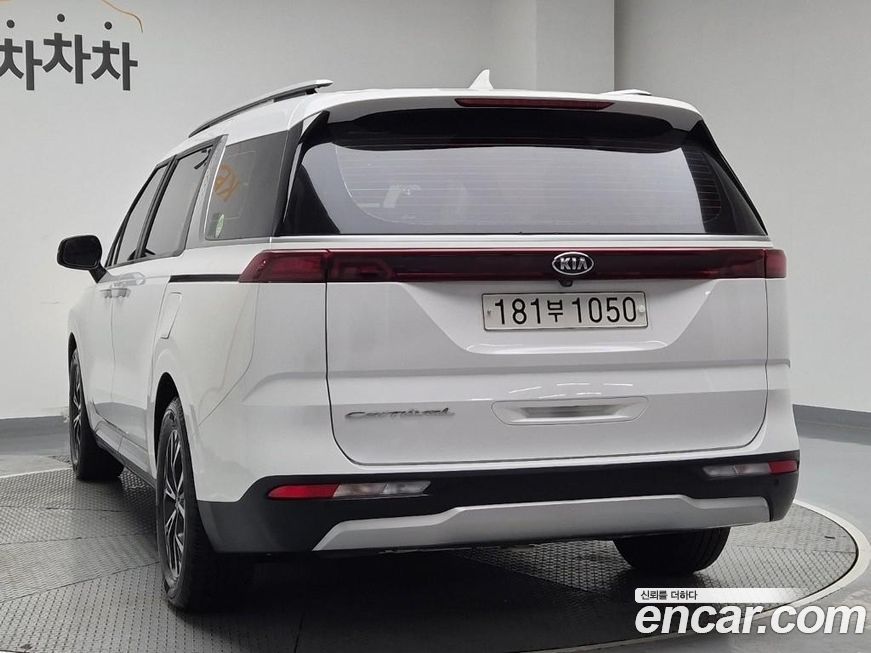 Kia Canival 2021
