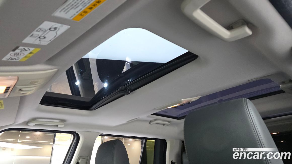 Land Rover Discovery 2013