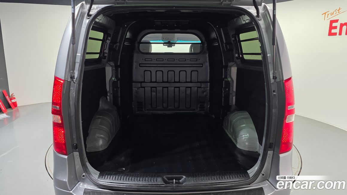 Hyundai Starex 2020