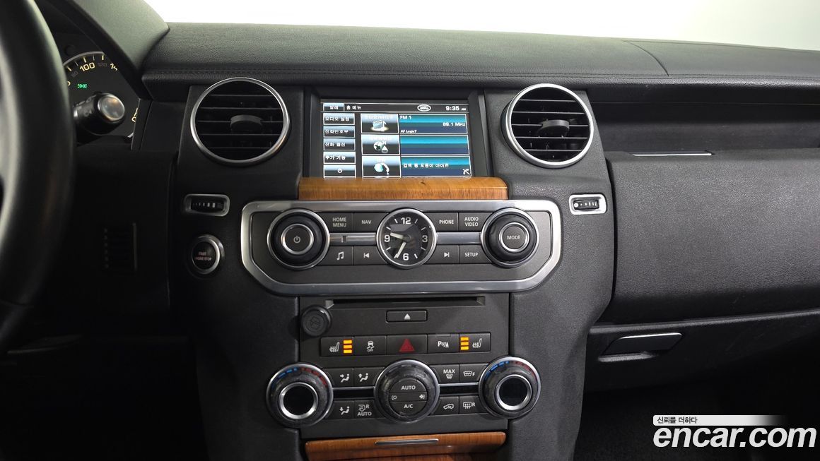 Land Rover Discovery 2013