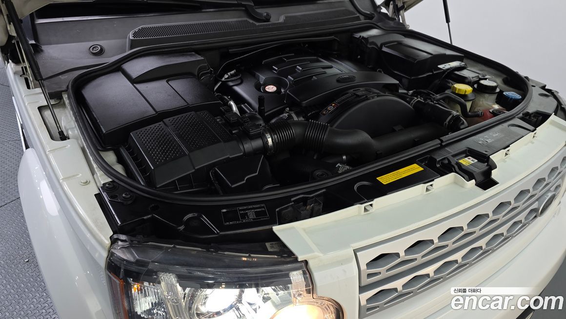 Land Rover Discovery 2013