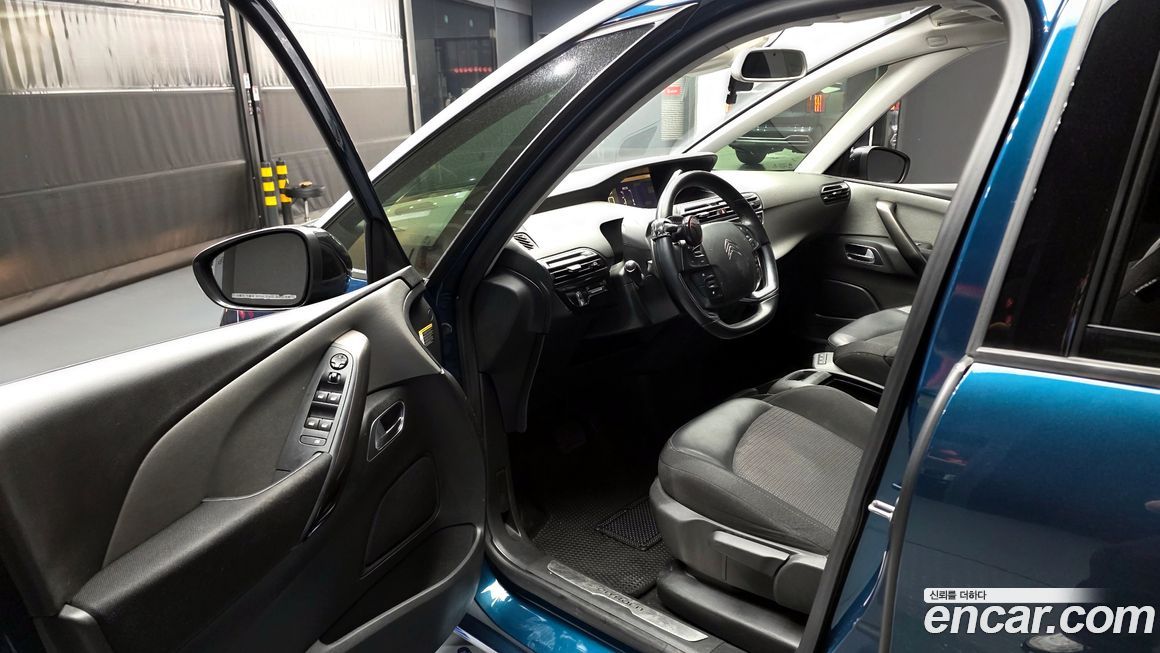 Citroen-DS C4 SpaceTourer 2021