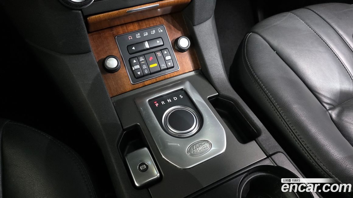 Land Rover Discovery 2013