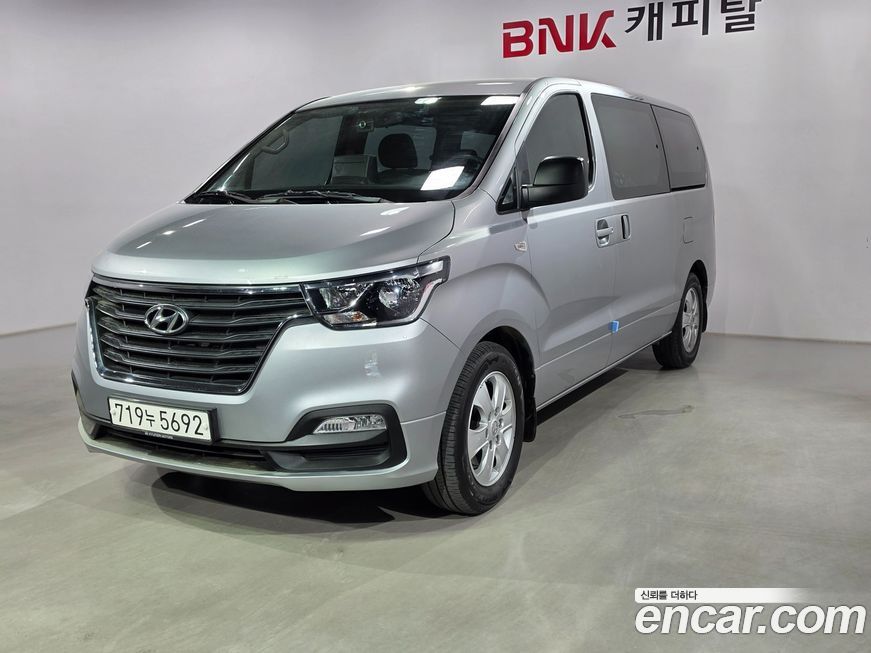 Hyundai Starex 2020