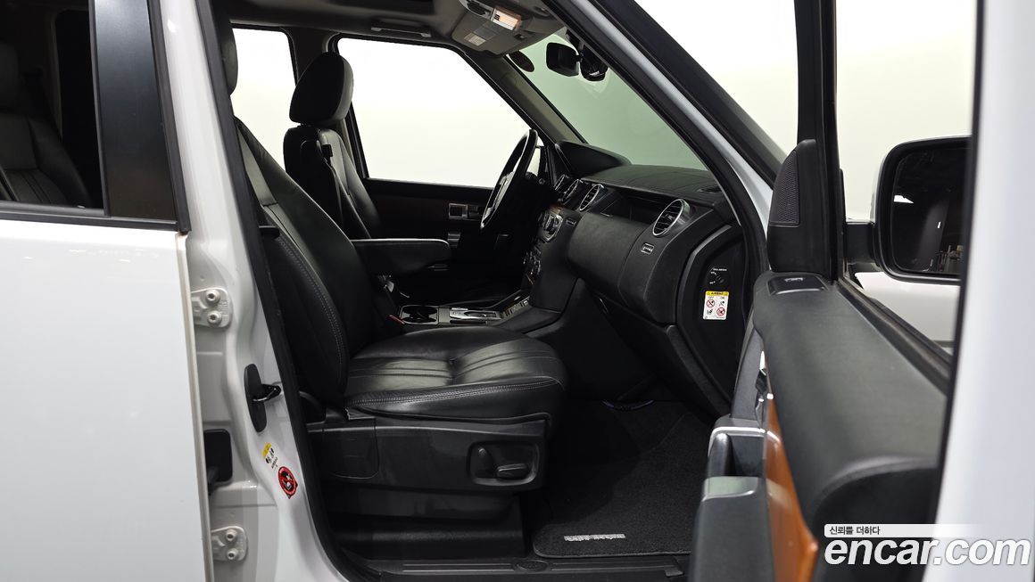 Land Rover Discovery 2013