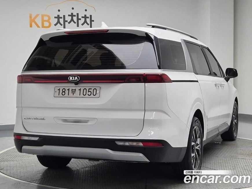 Kia Canival 2021
