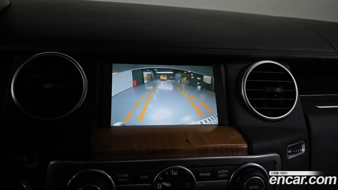 Land Rover Discovery 2013
