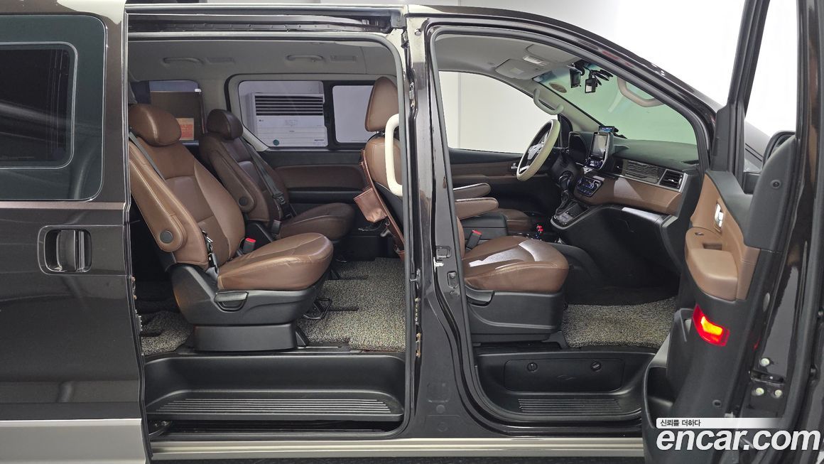 Hyundai Starex 2018