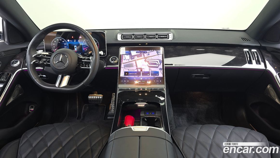 Mercedes-Benz S-Class 2024