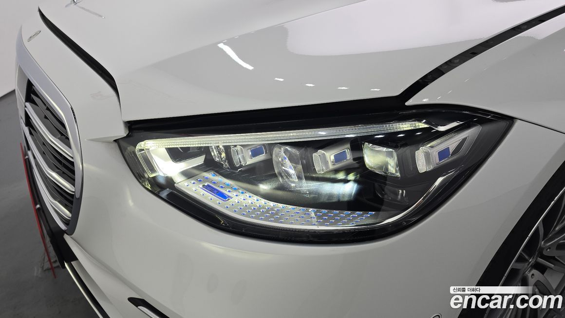 Mercedes-Benz S-Class 2024