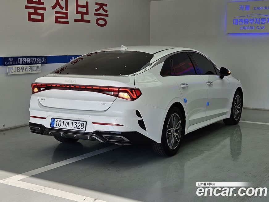 Kia K5 2023