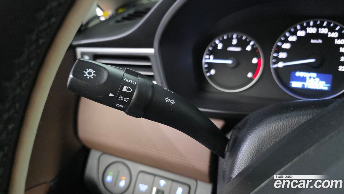 Hyundai Starex 2018