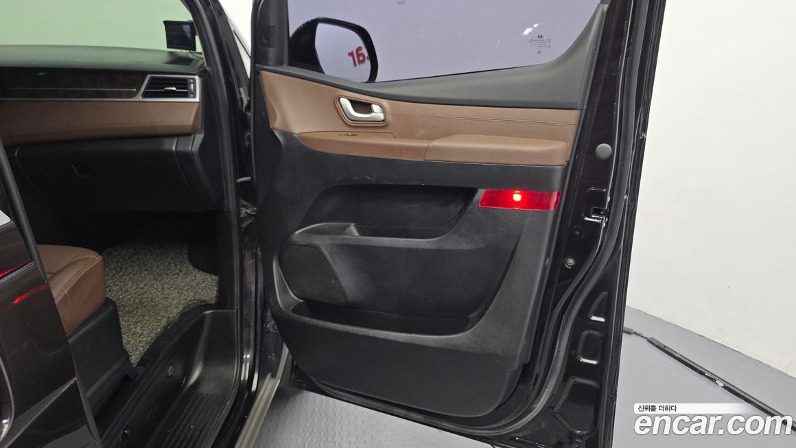 Hyundai Starex 2018