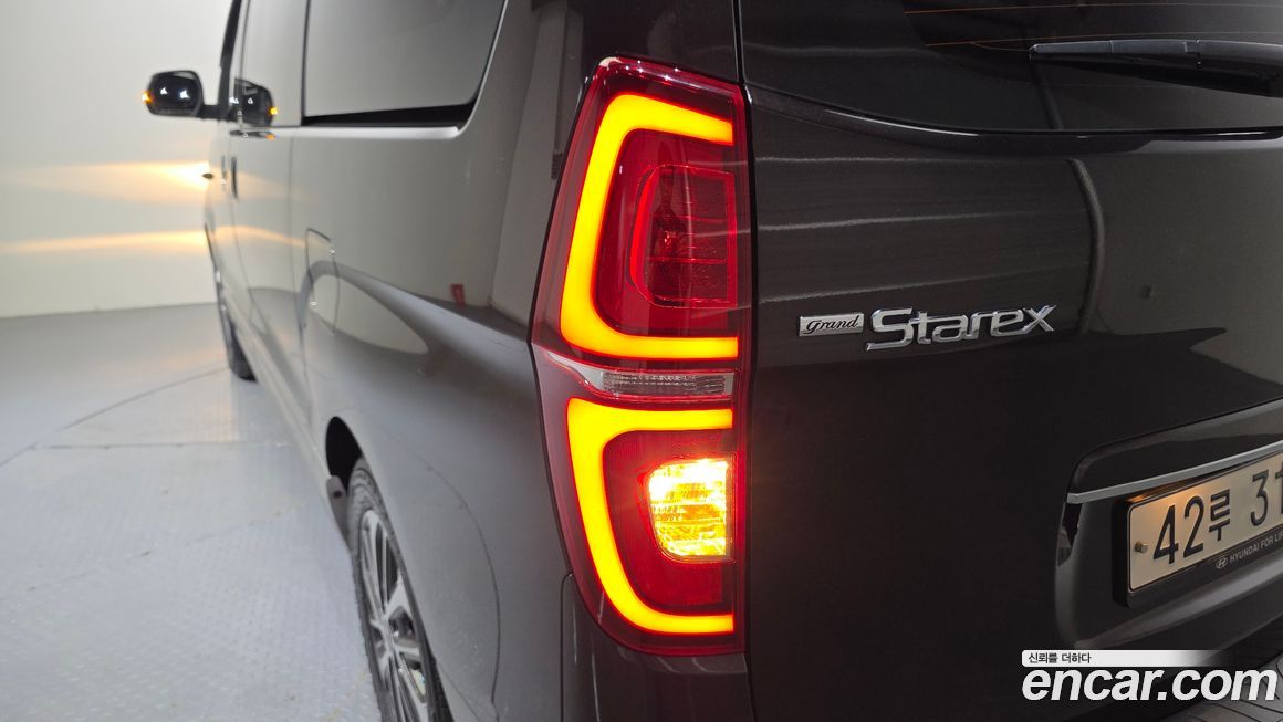 Hyundai Starex 2018