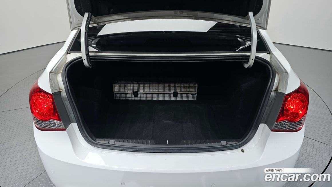 ChevroletGMDaewoo Cruze 2011
