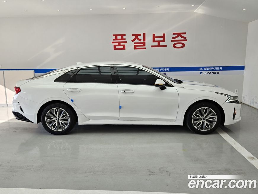 Kia K5 2023