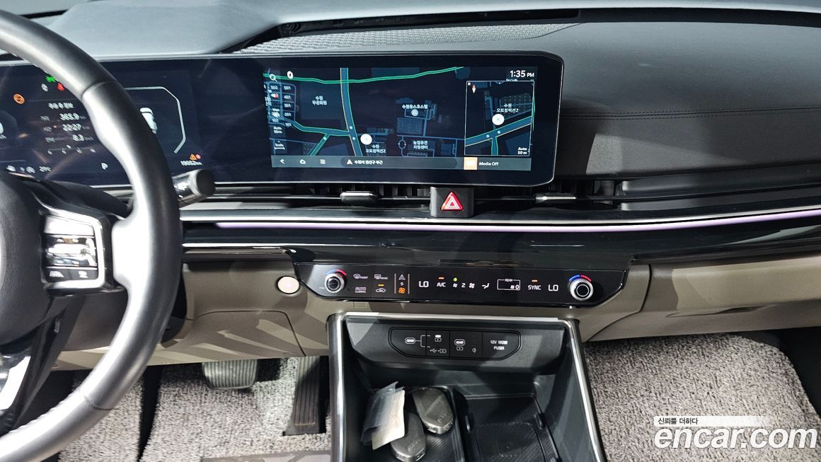 Kia Canival 2024