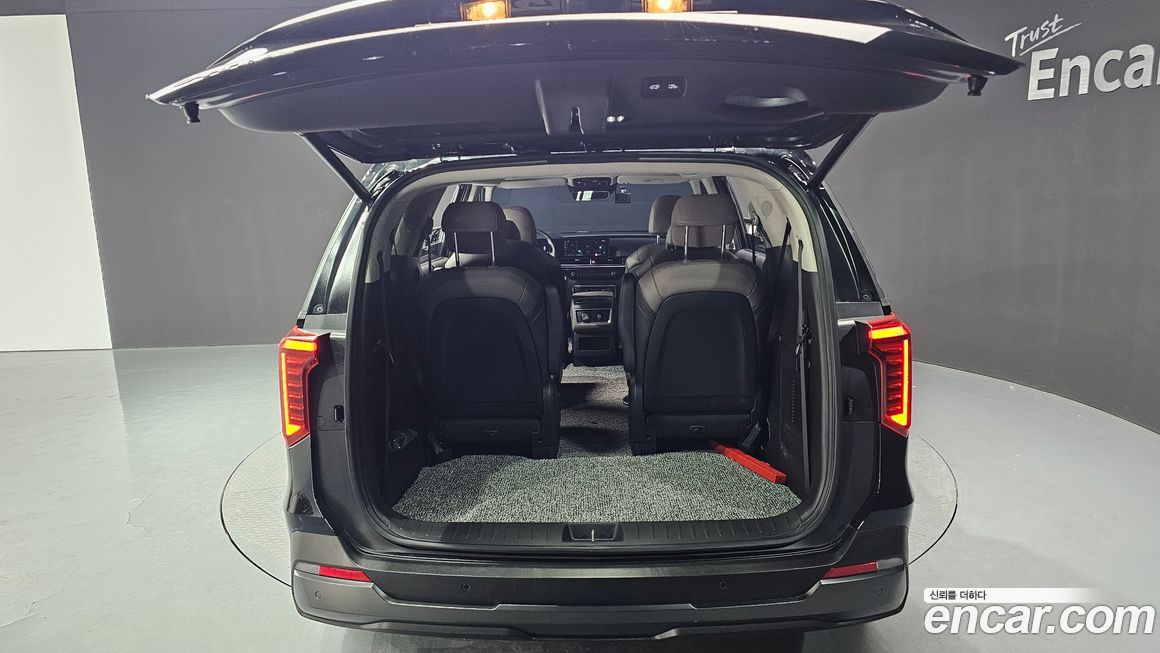 Kia Canival 2024