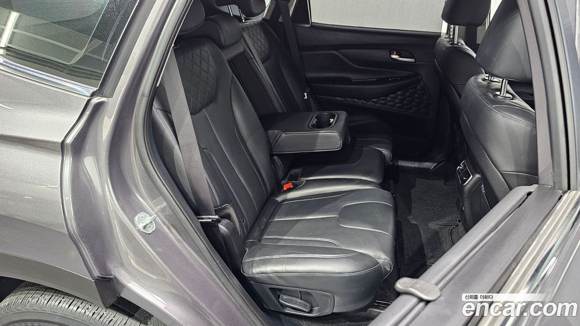 Hyundai Santafe 2022