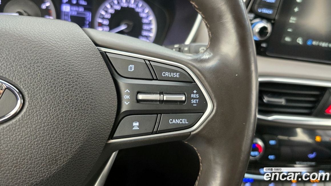 Hyundai Santafe 2020