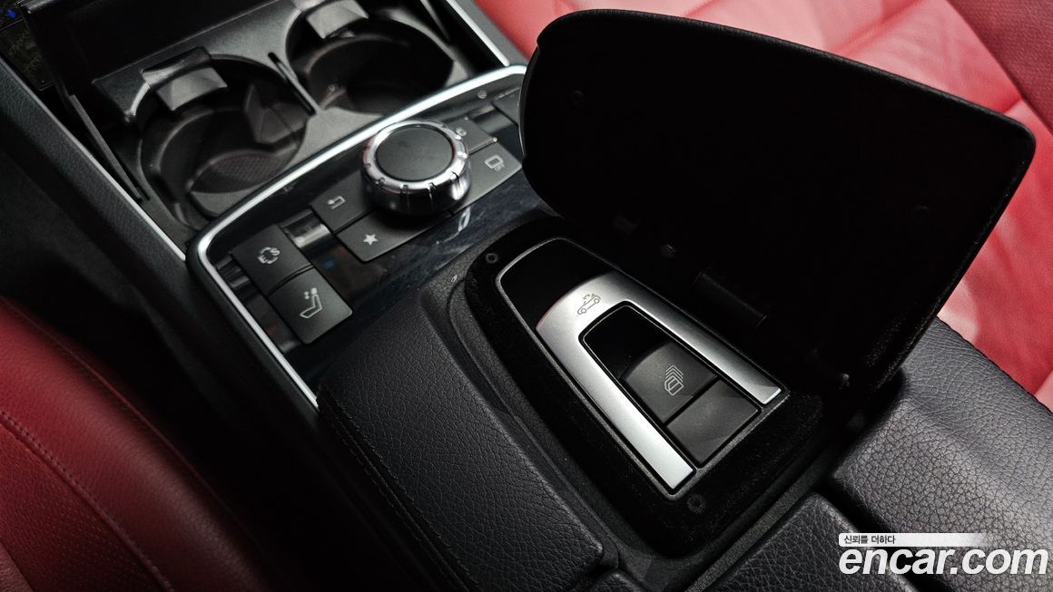 Mercedes-Benz E-Class 2016