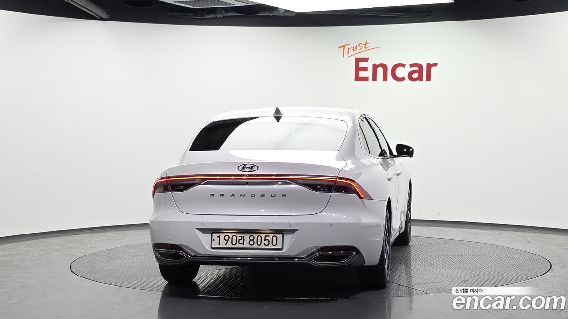 Hyundai Grandeur 2022