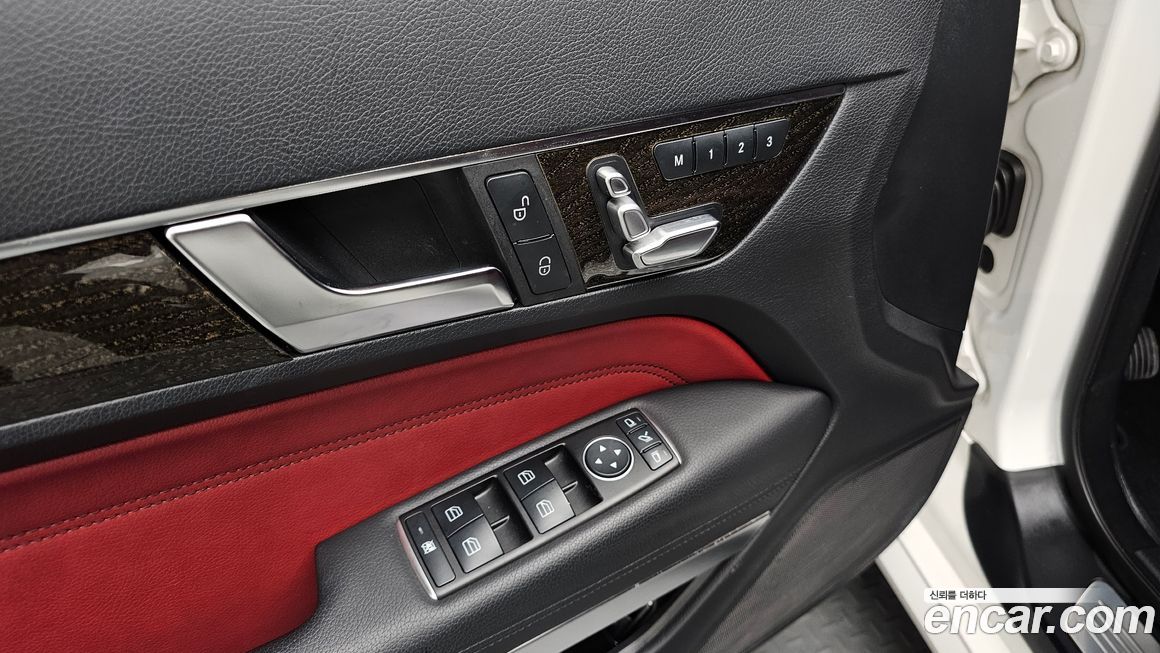 Mercedes-Benz E-Class 2016