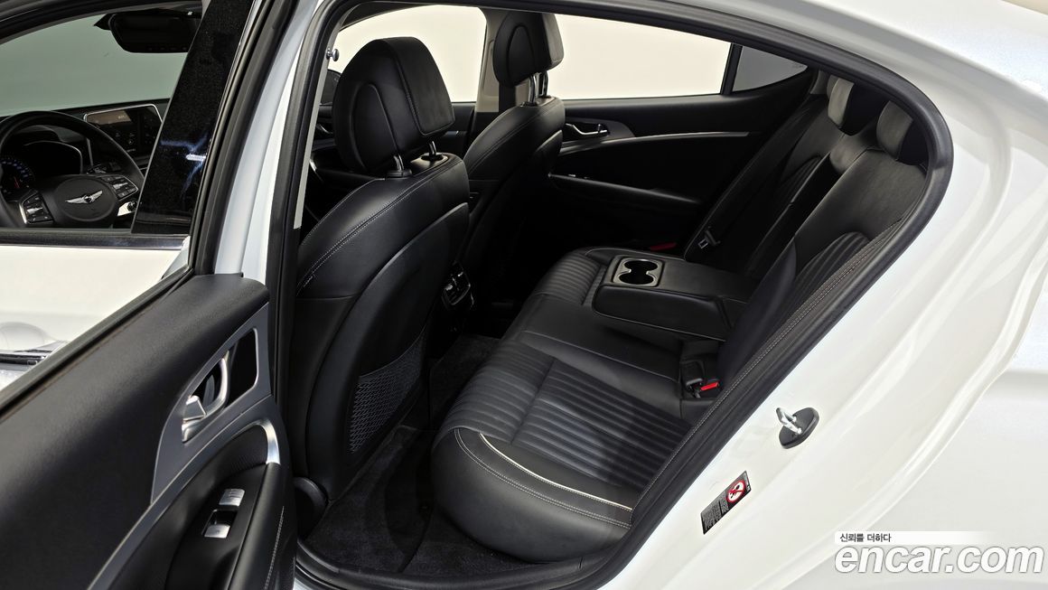 Genesis G70 2020