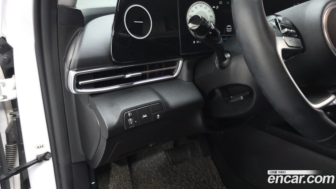 Hyundai AVANTE 2021
