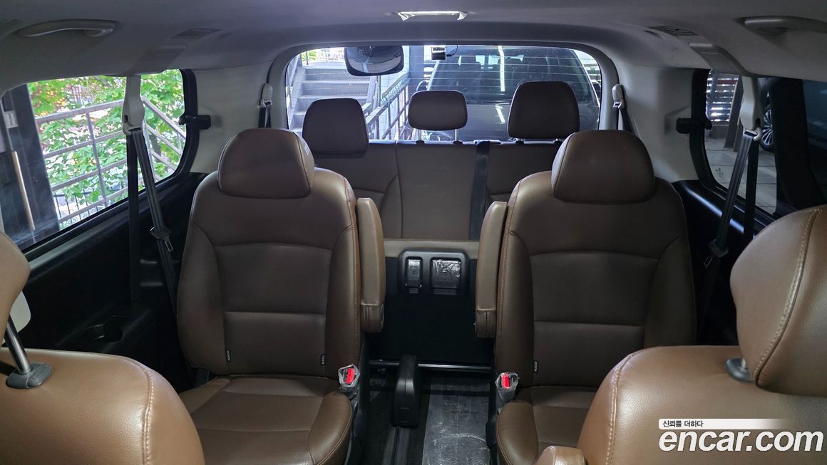 Hyundai Starex 2020