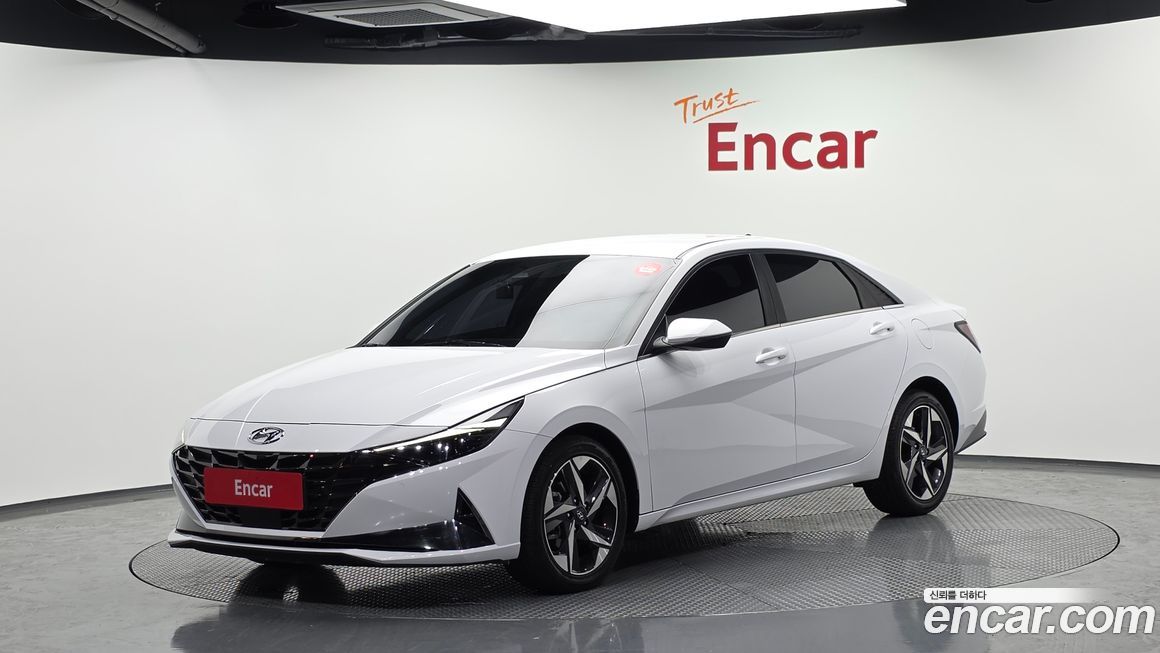 Hyundai AVANTE 2021
