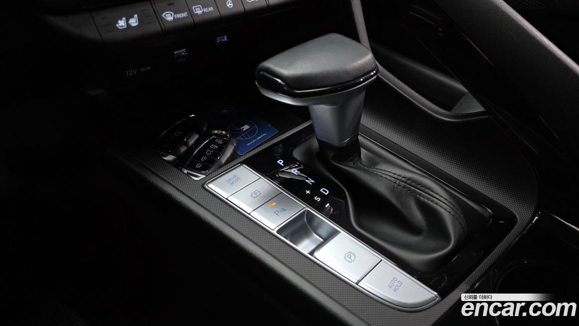 Hyundai AVANTE 2021