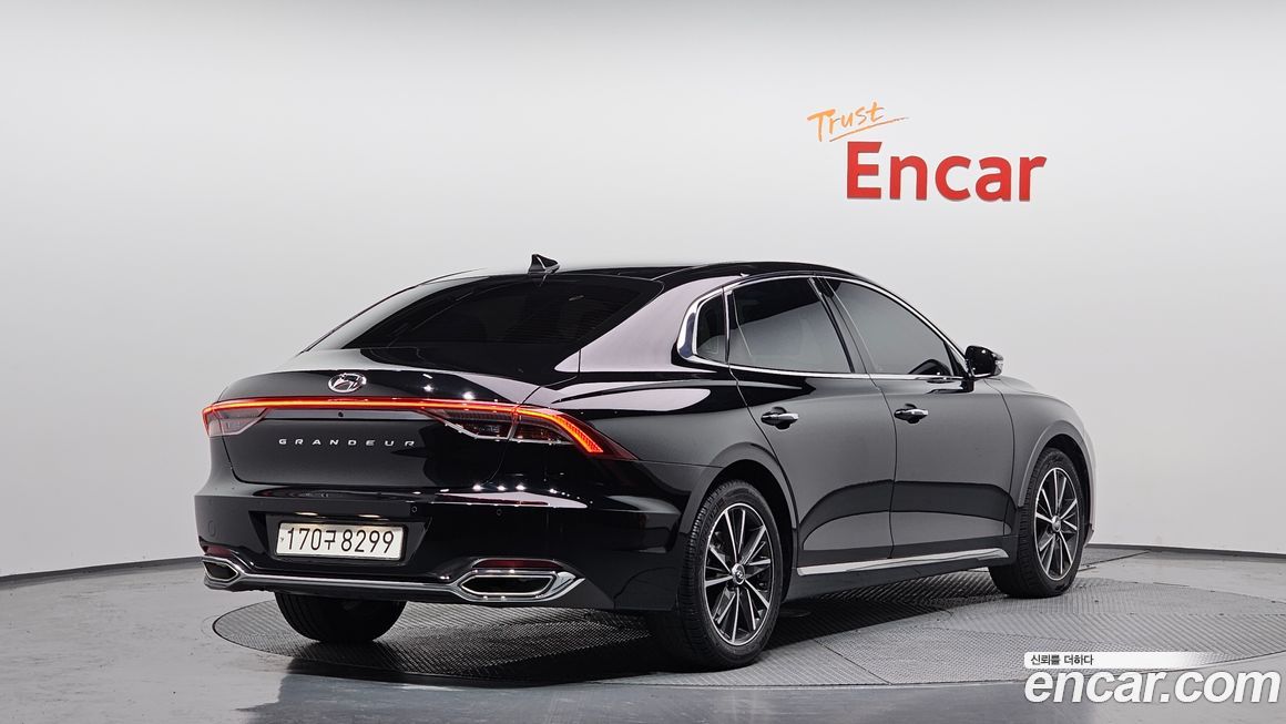 Hyundai Grandeur 2022