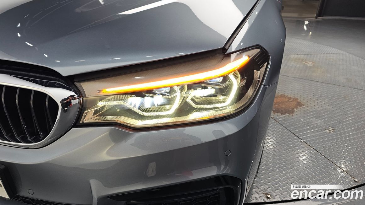 BMW 5-Series 2018