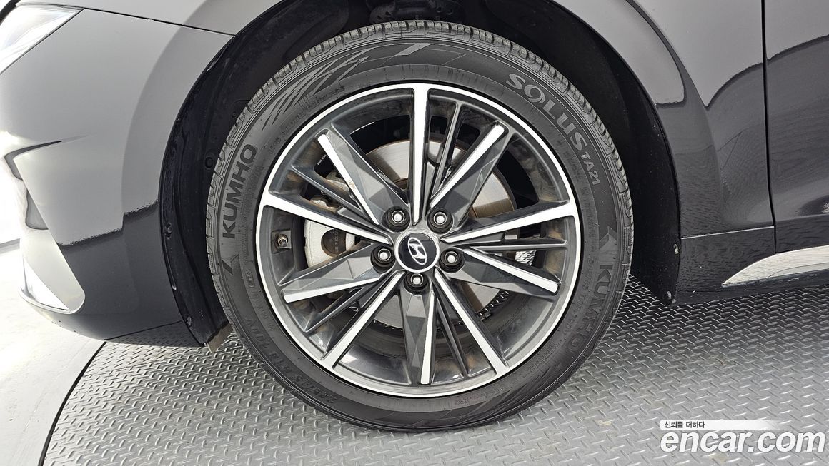 Hyundai Grandeur 2022