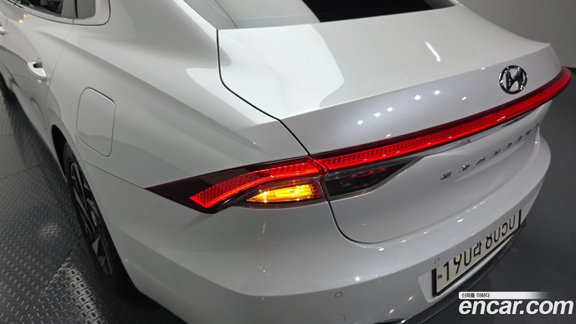 Hyundai Grandeur 2022