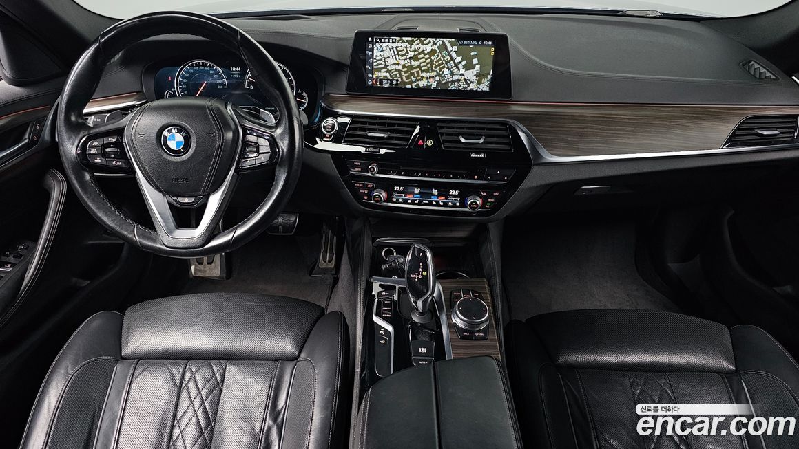 BMW 5-Series 2018